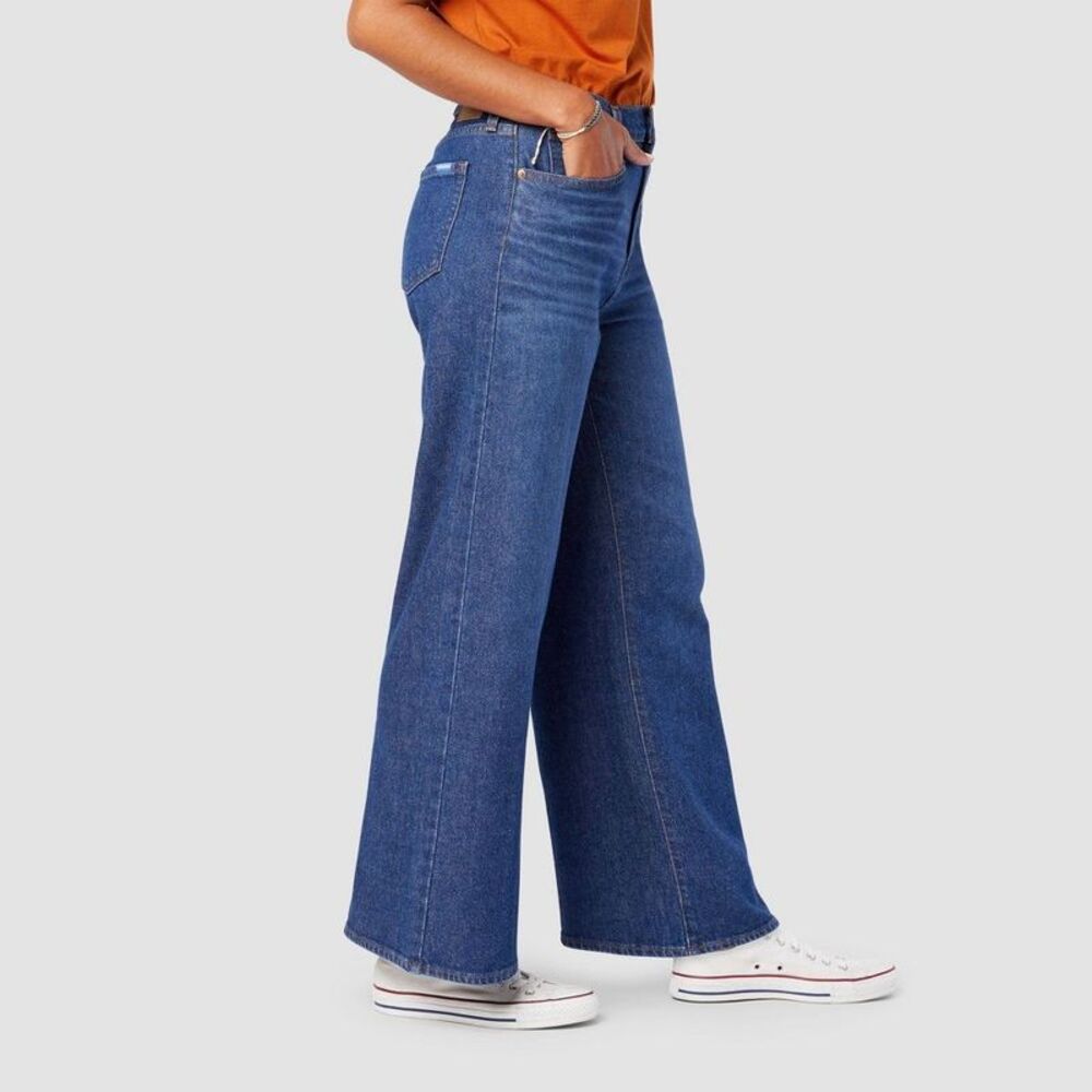 DENIZEN from Levi's Women's Vintage High-Rise Wide Leg Jeans - Terra Firma